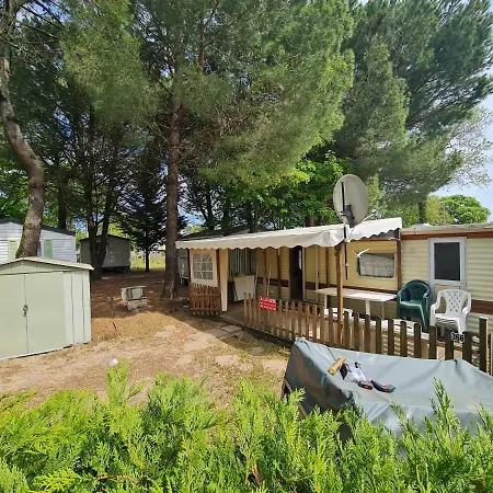 Appartement D004 Mobile Home Avec Terrasse Dans Un Camping 3 Etoiles *