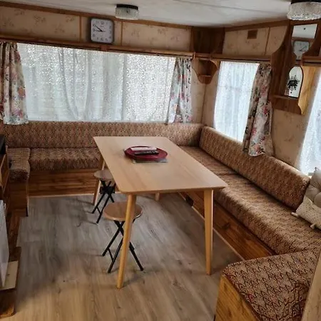 D004 Mobile Home Avec Terrasse Dans Un Camping 3 Etoiles Appartement *
